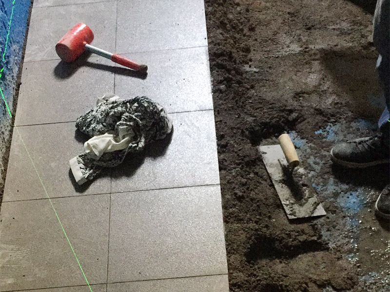 綿陽(yáng)屋面漏水怎么處理，綿陽(yáng)屋面漏水處理的注意事項(xiàng)