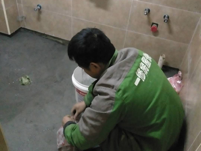 鄭州專業(yè)房屋維修公司哪家好，鄭州座便器水箱漏水的簡(jiǎn)便修理