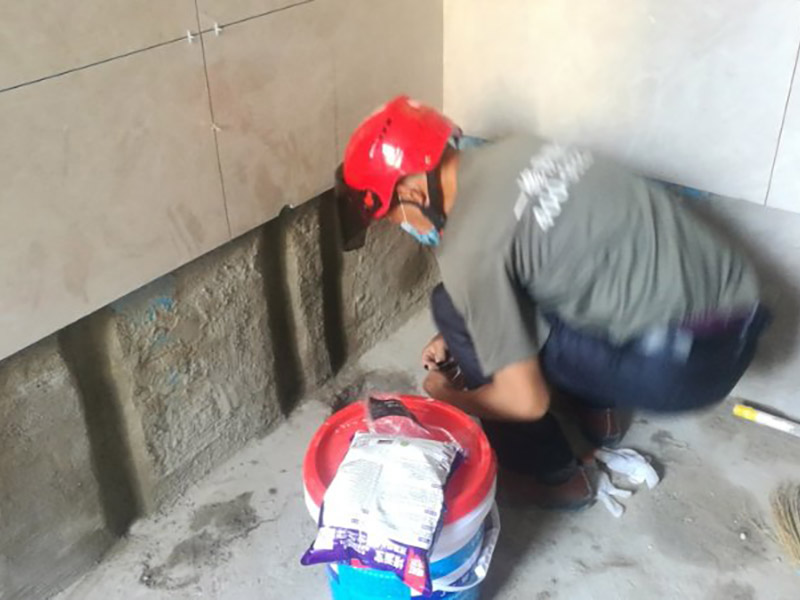  韶關家裝水電工找工作先看久益一修官網裝修工人招聘信息，免費入駐平臺接單，韶關水電工在哪里找活還可以看看久益一修韶關招商加盟政策、免費招商加盟扶持，韶關水電工多少錢一天訂單量穩(wěn)定的接單平臺月收入過2萬元；韶關水電工師傅接單區(qū)域覆蓋湞江區(qū)、武江區(qū)、曲江區(qū)、樂昌市、南雄市、始興縣、仁化縣、翁源縣、新豐縣等。