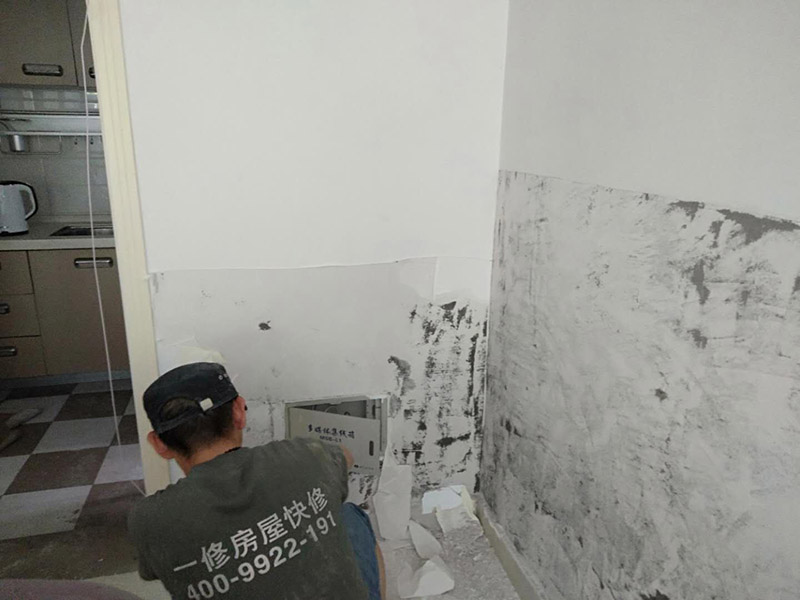 墻皮開裂翹起怎么自己修補，處理墻皮開裂的步驟