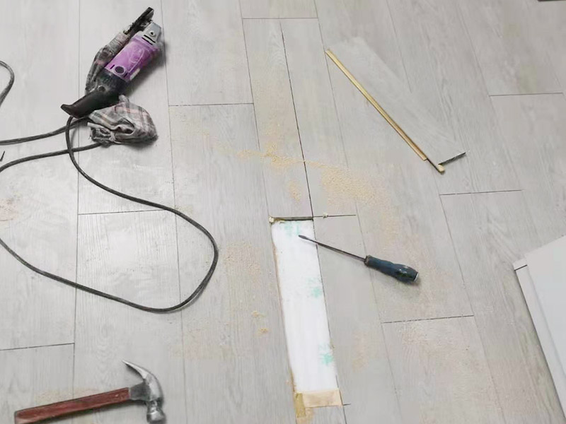 ?？诘匕寰S修拆裝通常是從哪里下手