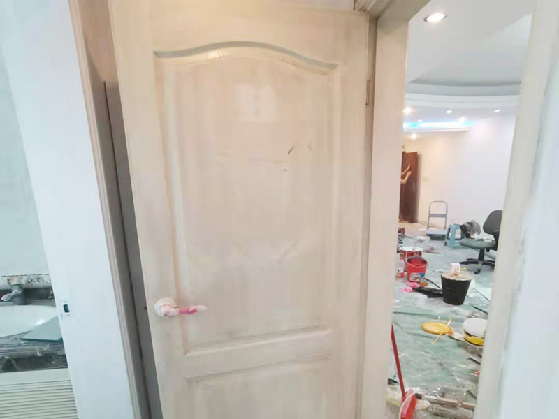 家具木門被踢壞了，若要自己動手進(jìn)行家具木門維修要用到哪些工具
