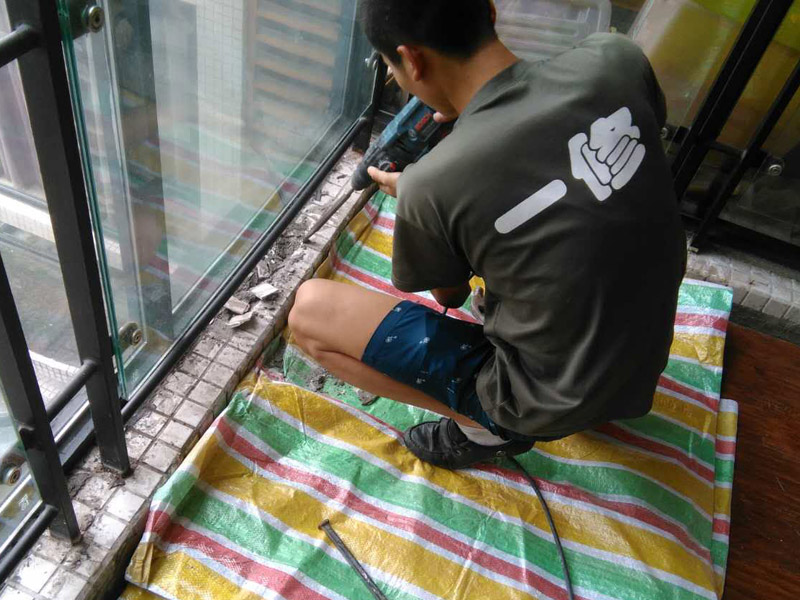 長(zhǎng)沙房頂漏水可以自己修補(bǔ)嗎，長(zhǎng)沙房頂漏水維修價(jià)格