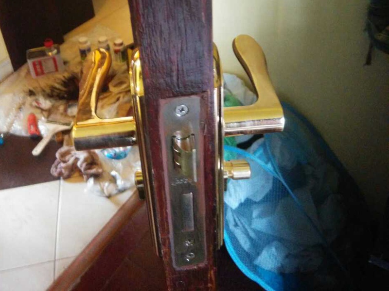 維修伸縮門,工廠電動(dòng)遙控自動(dòng)伸縮門一般有什么故障，怎樣維修