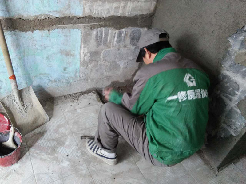 蘇州天溝怎么補漏不會漏，蘇州天溝補漏應(yīng)該用什么材料