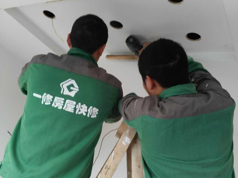 兩室一廳清水房裝修,兩室一廳的房子要裝修，應(yīng)該怎么裝修啊