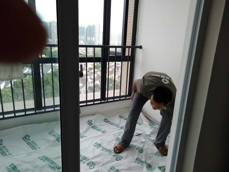 天津墻壁總是開裂縫怎么回事，天津墻壁裂縫怎么修補