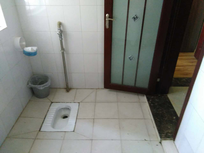 重慶廁所漏水不敲磚怎么處理，重慶廁所漏水找哪家公司好
