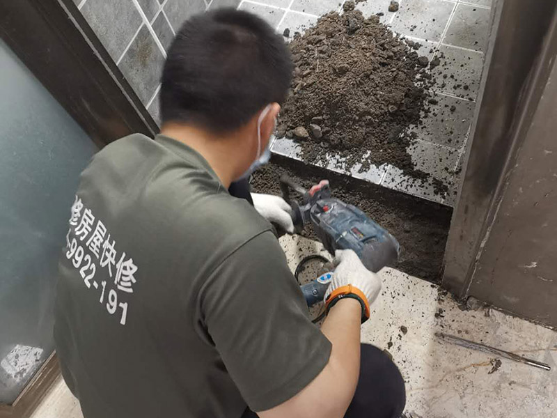 重慶舊房改造找哪家裝公司，家裝找施工隊(duì)好還是公司好