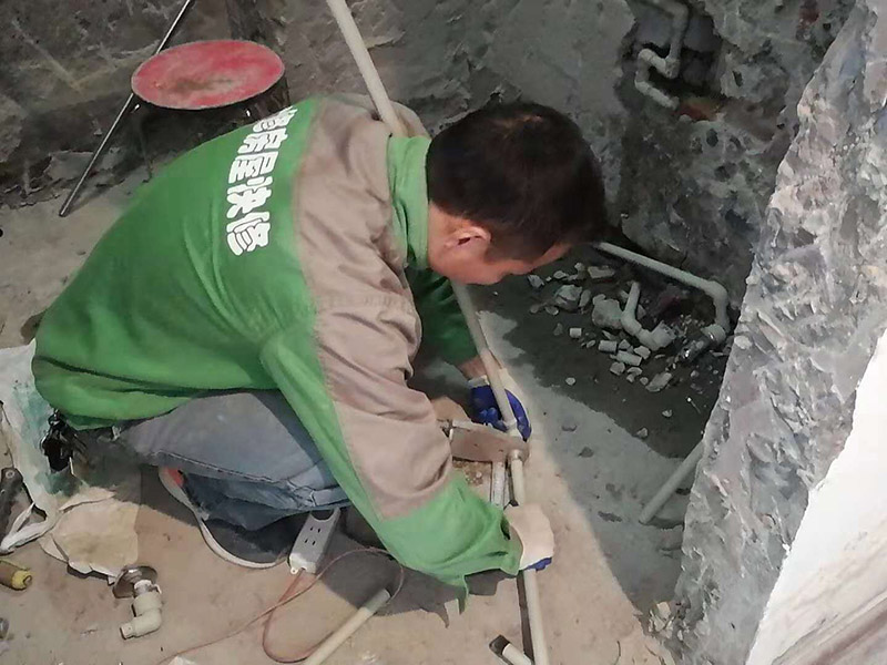 馬桶底座漏水維修哪家鄭州維修公司，鄭