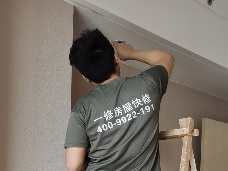 衣柜定制一般多少錢，衣柜定制費(fèi)用怎么