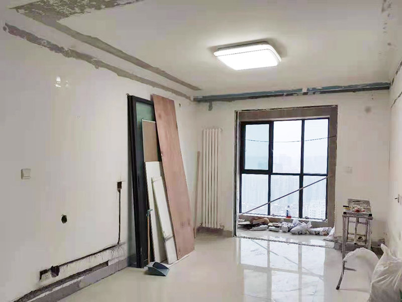 家里墻面臟了自己怎么翻新呢